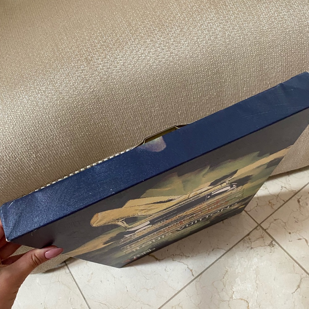 Oliver Gal Louis Shoe Art on Canvas - Picture 2 of 8
